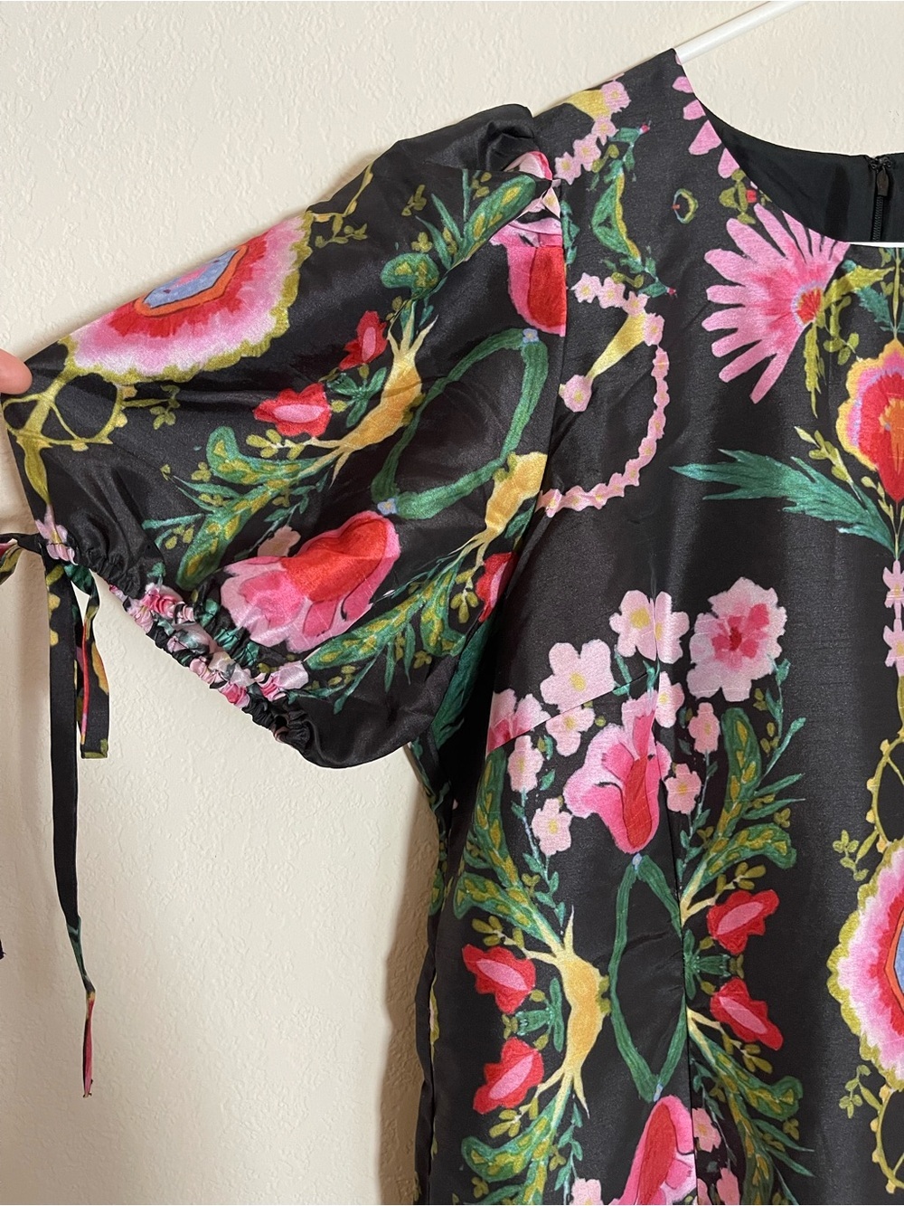 Hutch Ellia Mini Dress Black Multicolor Floral Size 1X - Picture 4 of 16